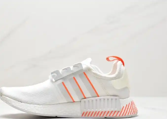 hype Adidas Sneakers