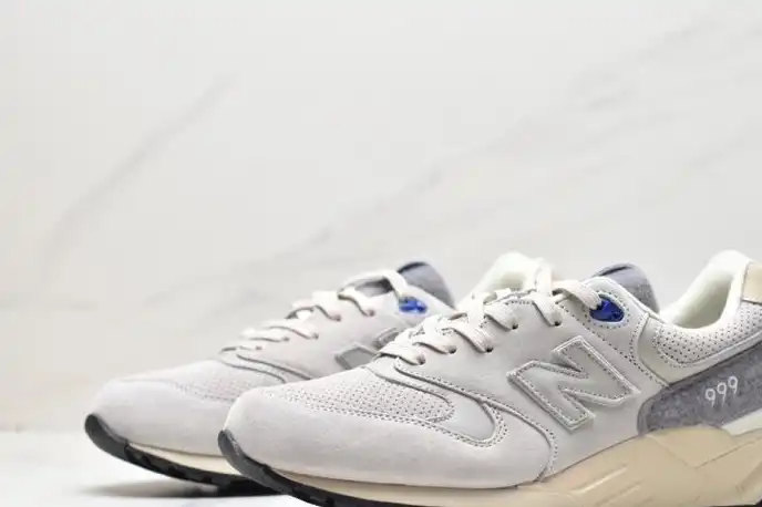 hype New Balance Sneakers