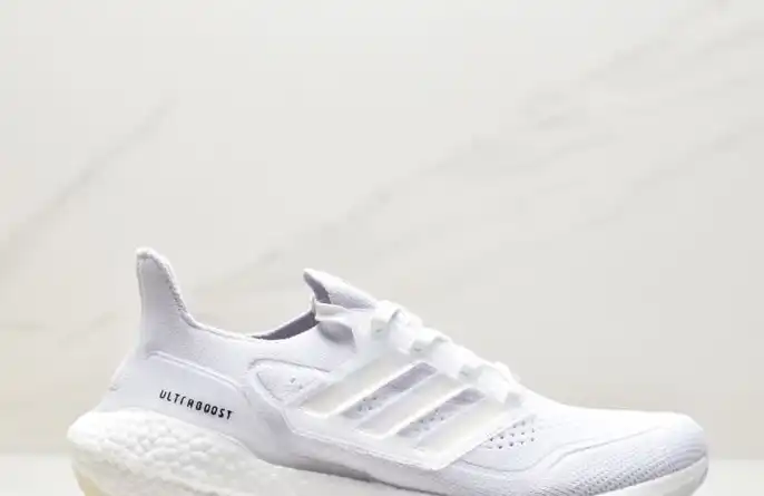 hype Adidas Sneakers