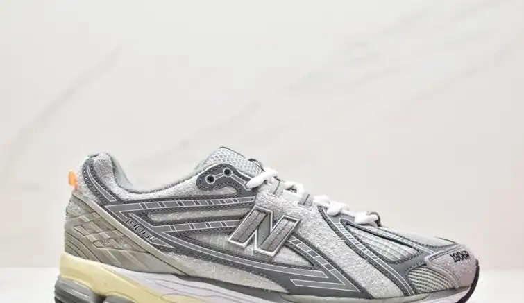 hype New Balance Sneakers