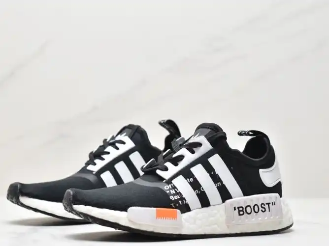 hype Adidas Sneakers