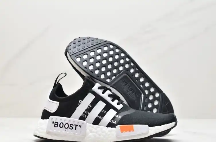 hype Adidas Sneakers