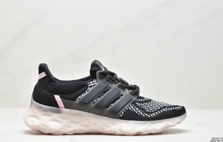 hype Adidas Sneakers