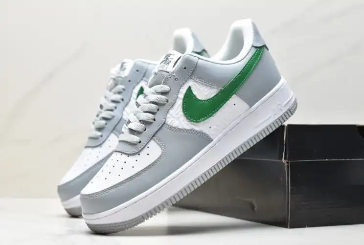 hype Nike Air Force 1