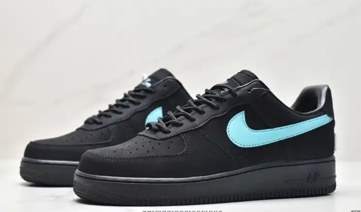 hype Nike Air Force 1