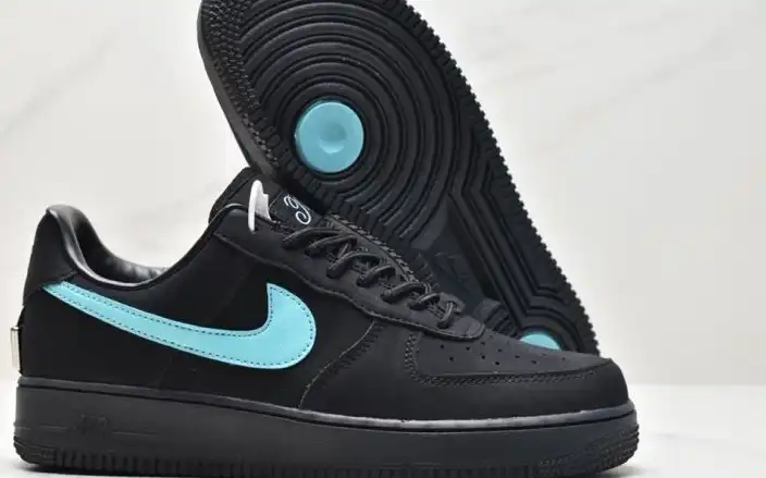 hype Nike Air Force 1