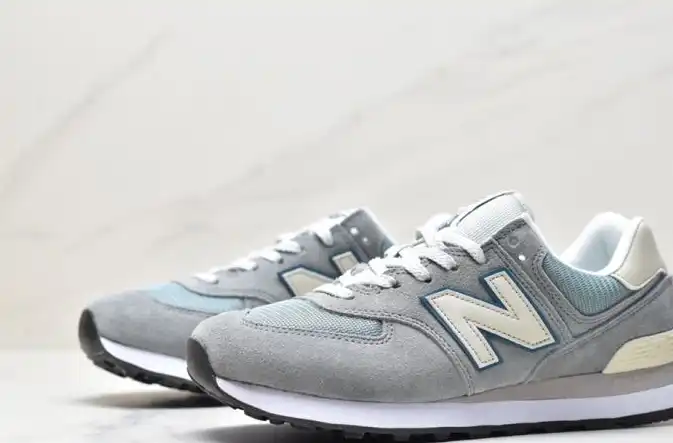 hype New Balance Sneakers