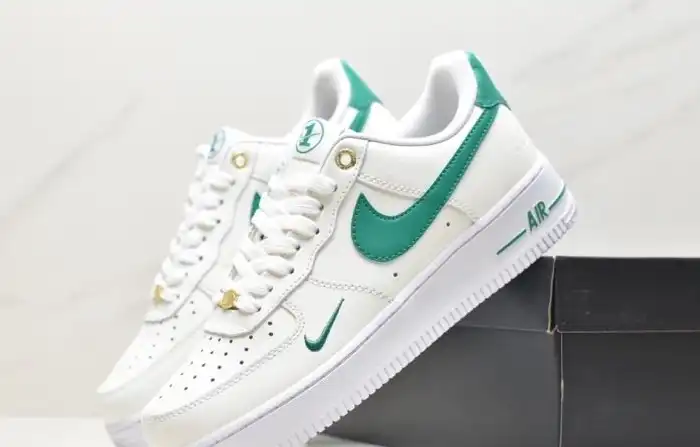 hype Nike Air Force 1