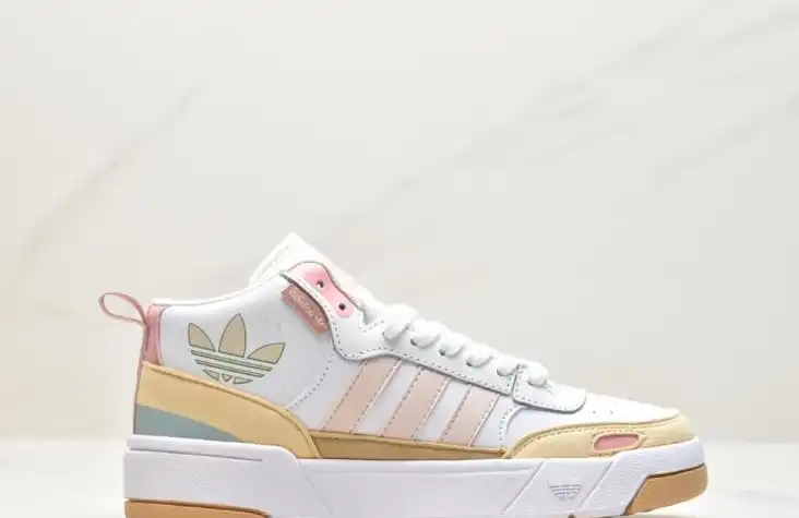 hype Adidas Sneakers