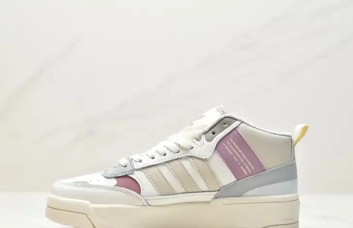 hype Adidas Sneakers