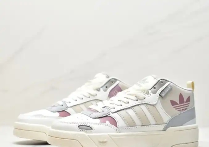 hype Adidas Sneakers