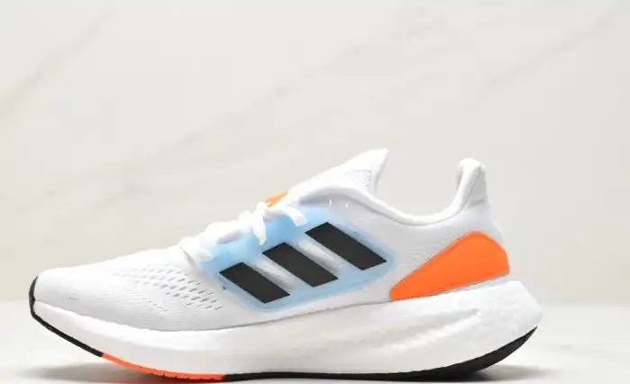 hype Adidas Sneakers