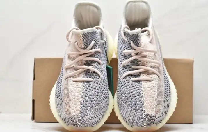 hype Adidas Yeezy Boost