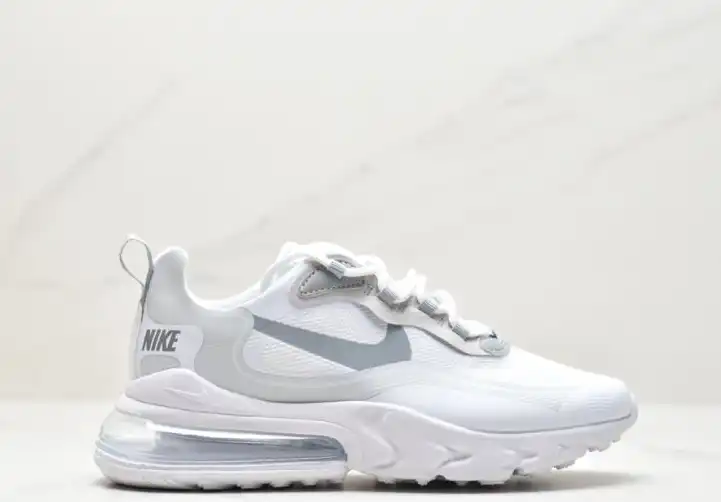 hype Nike Sneakers