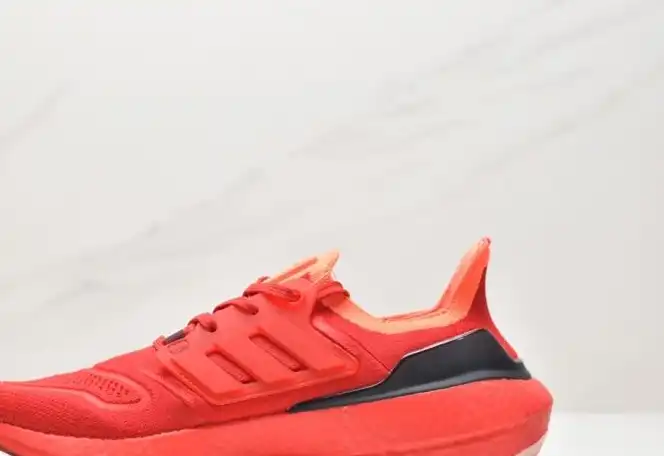 hype Adidas Sneakers