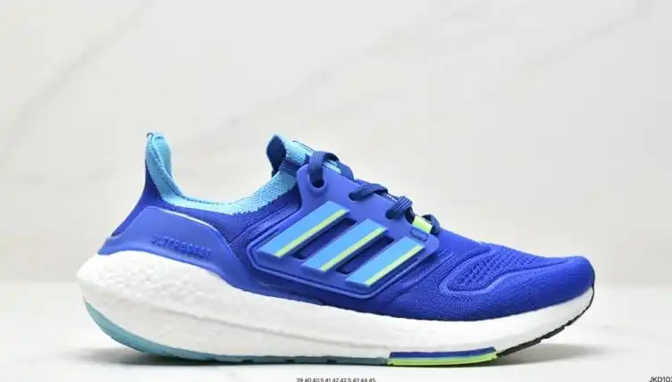 hype Adidas Sneakers