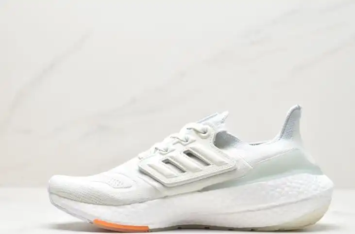 hype Adidas Sneakers