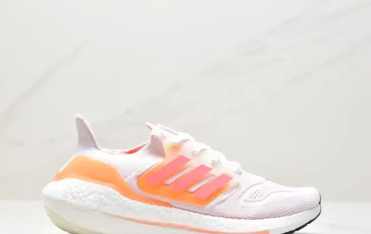 hype Adidas Sneakers