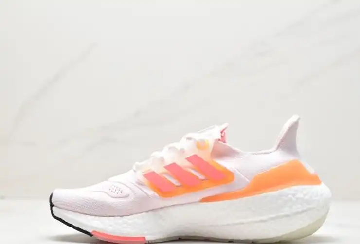 hype Adidas Sneakers