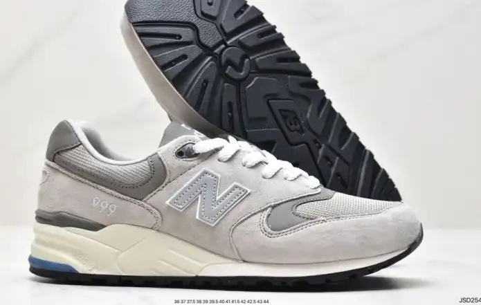 hype New Balance Sneakers