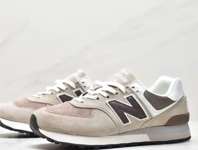 hype New Balance Sneakers