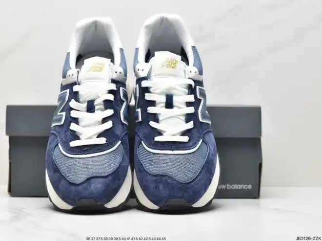 hype New Balance Sneakers