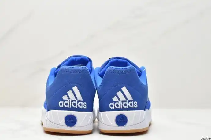 hype Adidas Sneakers