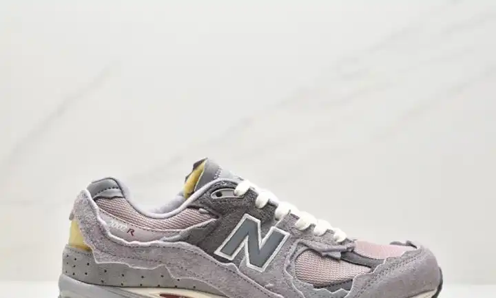 hype New Balance Sneakers