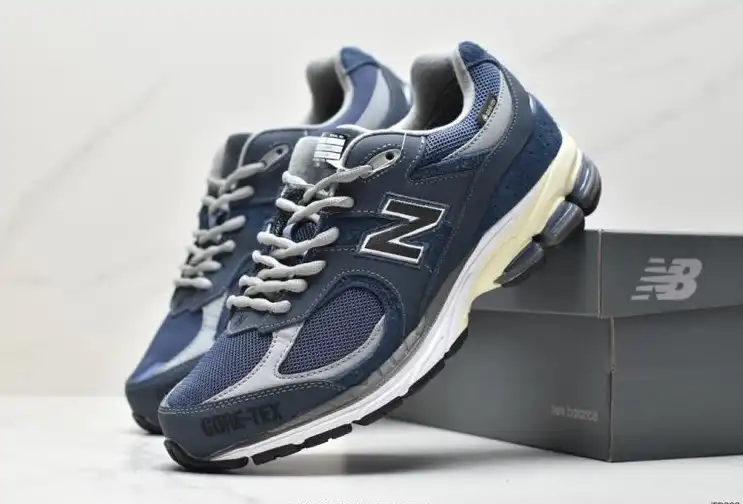 hype New Balance Sneakers