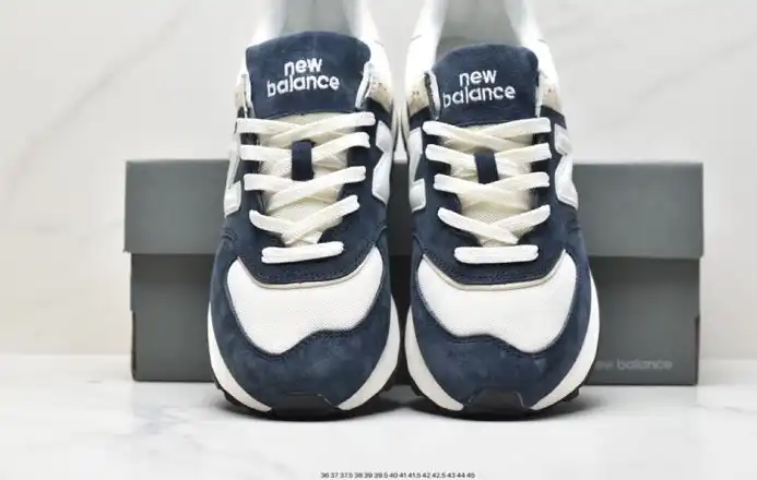 hype New Balance Sneakers