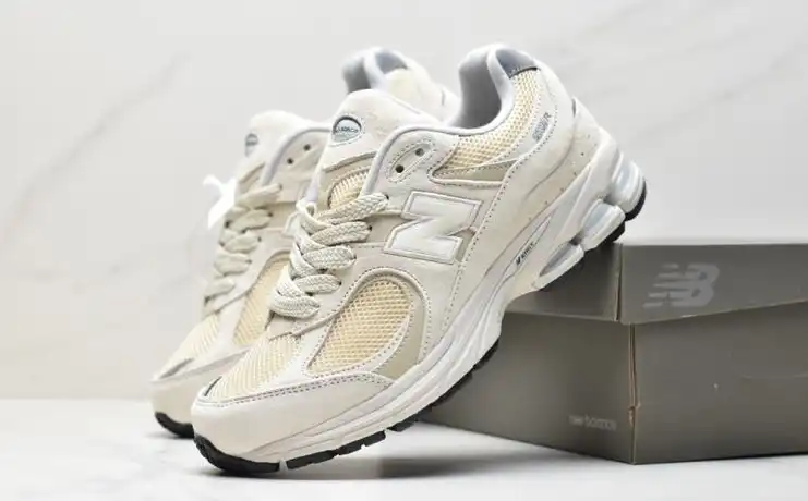 hype New Balance Sneakers