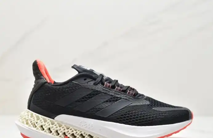 hype Adidas Sneakers