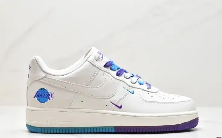 hype Nike Air Force 1