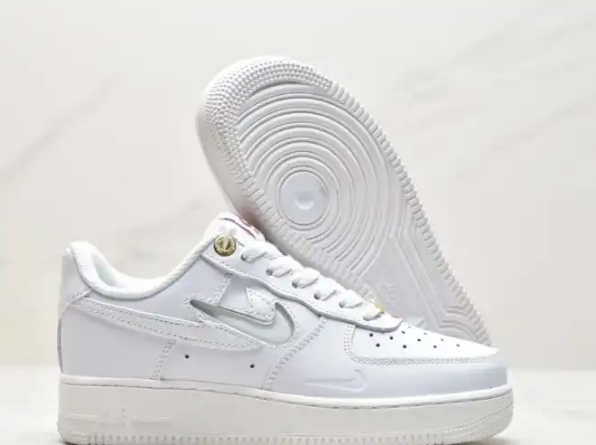 hype Nike Air Force 1