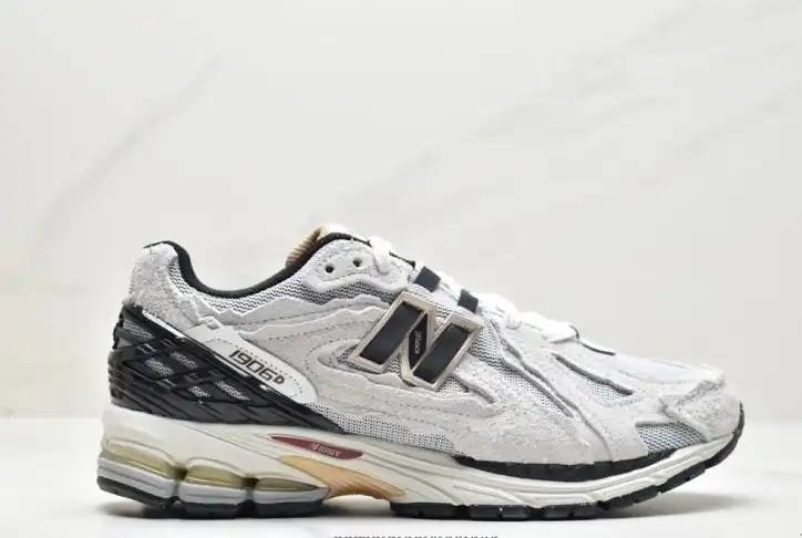 hype New Balance Sneakers