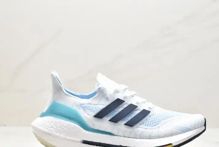 hype Adidas Sneakers