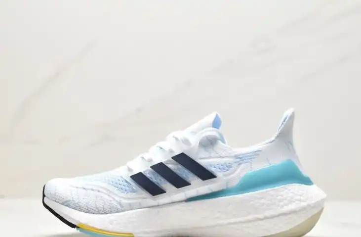 hype Adidas Sneakers