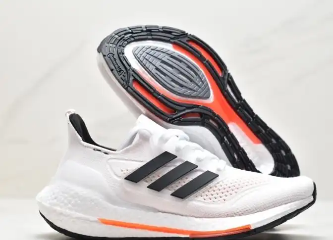 hype Adidas Sneakers