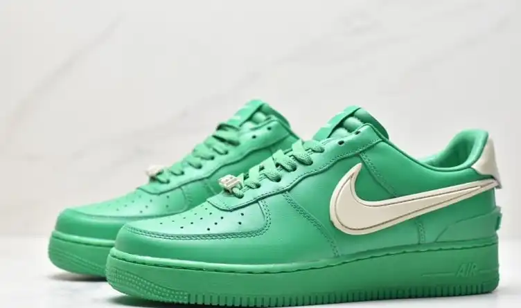 hype Nike Air Force 1