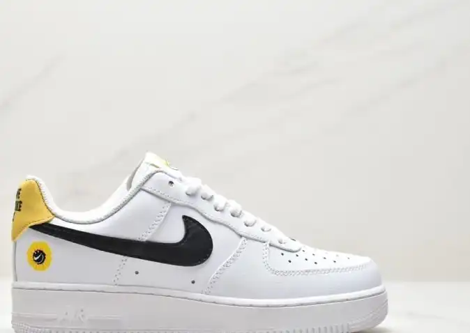 hype Nike Air Force 1