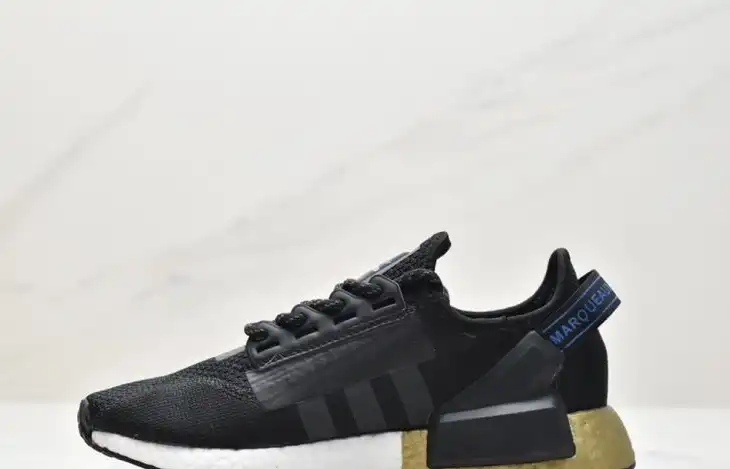 hype Adidas Sneakers