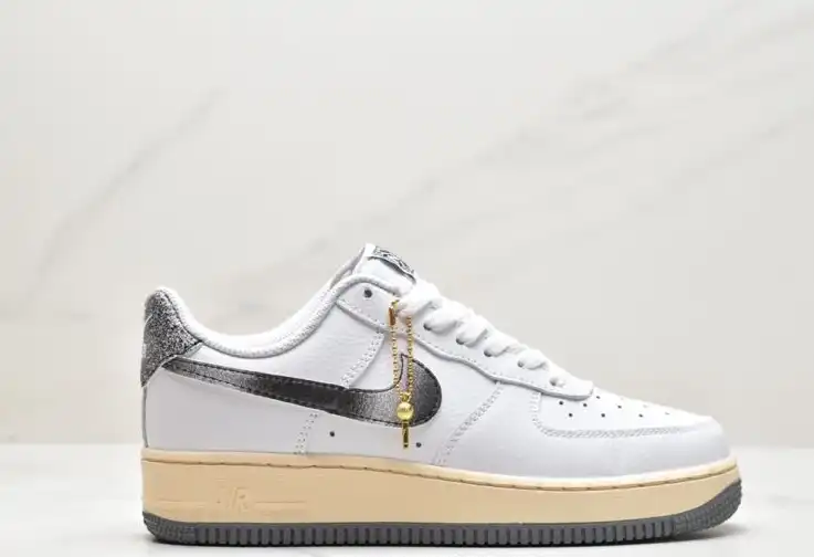 hype Nike Air Force 1