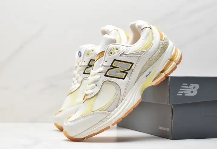 hype New Balance Sneakers