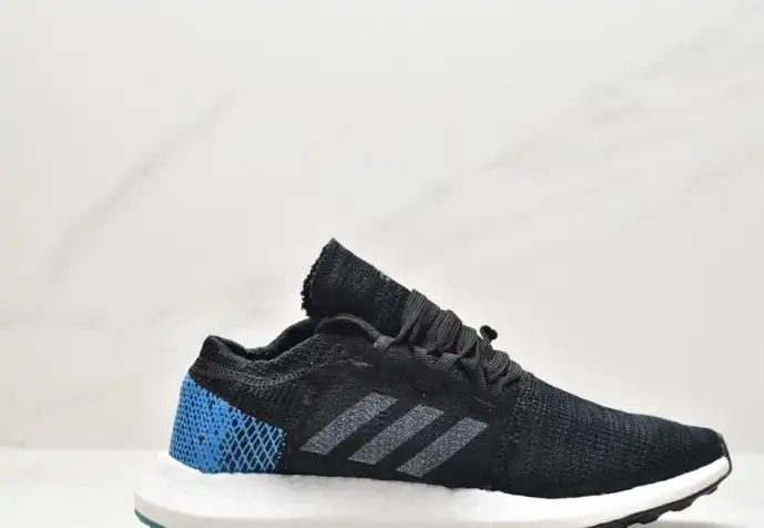 hype Adidas Sneakers