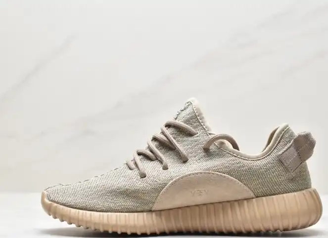 hype Adidas Yeezy Boost