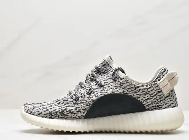 hype Adidas Yeezy Boost