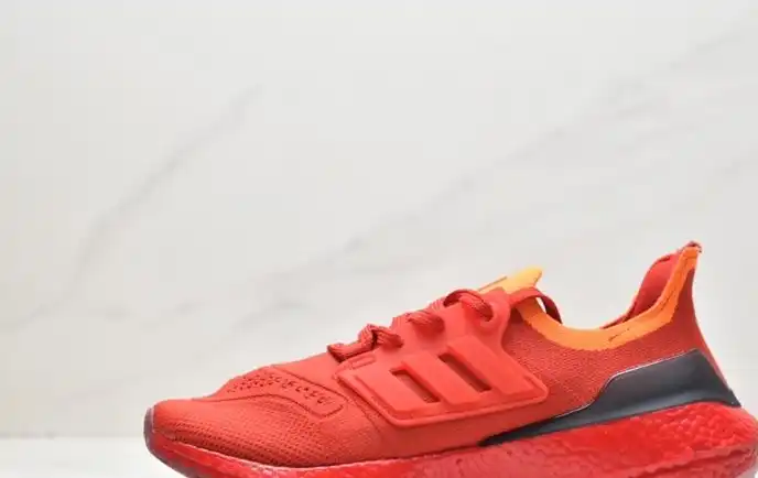 hype Adidas Sneakers