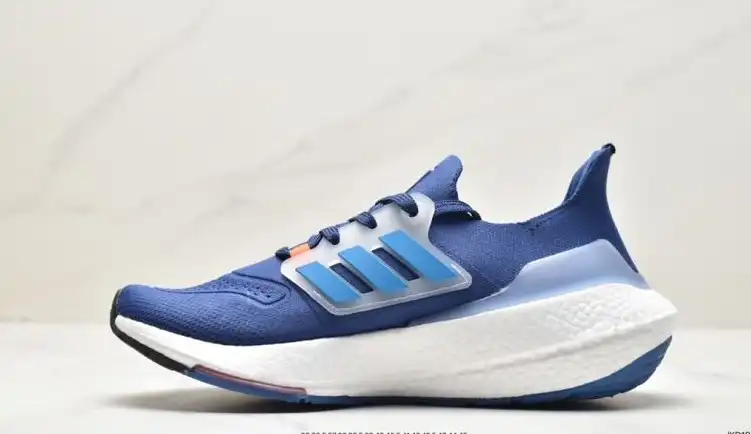 hype Adidas Sneakers