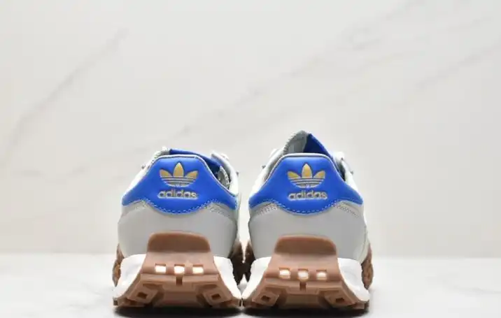 hype Adidas Sneakers