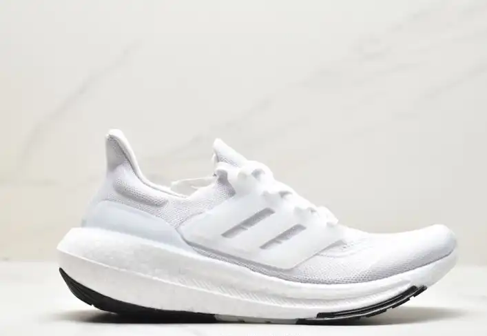 hype Adidas Sneakers